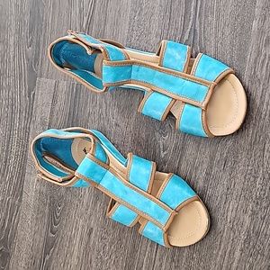 Micheal Antonio Sandals